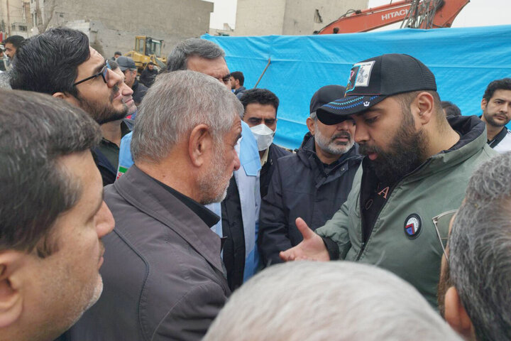 بازدید اعضای کمیسیون شوراها و امور داخلی کشور از برخی ابنیه و تاسیسات آسیب دیده شهر تهران