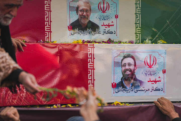 تشییع شهیدان لاریجانی، سلیمانی و شهدای ناو دنا در تهران