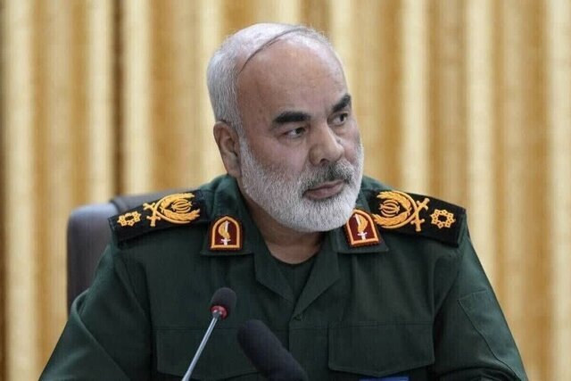 فرمانده نیروی زمینی سپاه: هر گونه تهدید و تجاوز پاسخ کوبنده‌ای دریافت خواهد کرد