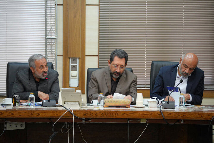 نشست مجمع نمایندگان استان تهران با وزرای صمت و کار
