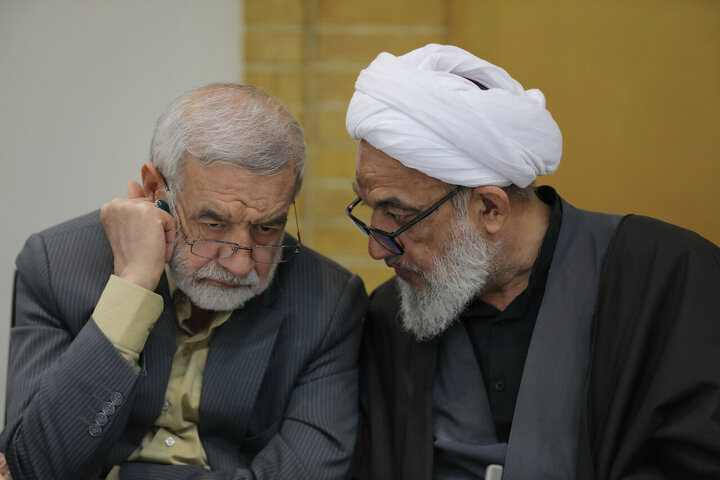 نشست مشترک مجمع نمایندگان تهران با وزیر تعاون، کار و رفاه اجتماعی