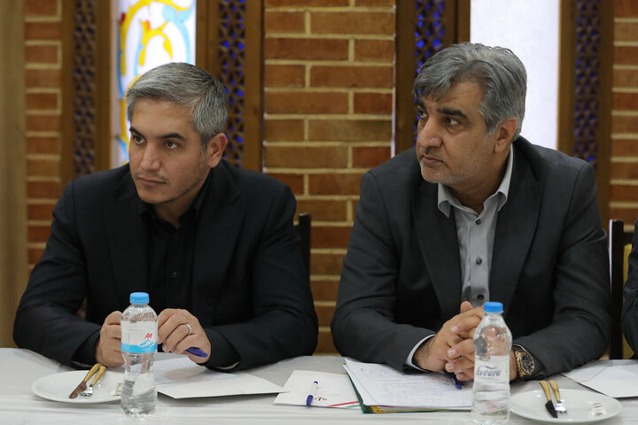 نشست مشترک مجمع نمایندگان تهران با وزیر تعاون، کار و رفاه اجتماعی