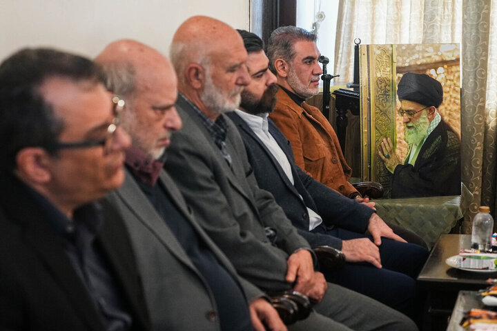 مراسم چهلمین روز شهادت رهبر انقلاب در کلیسای سرکیس مقدس تهران