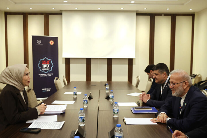 دیدار متکی با رئیس نمایندگان پارلمان ترکیه در IPU