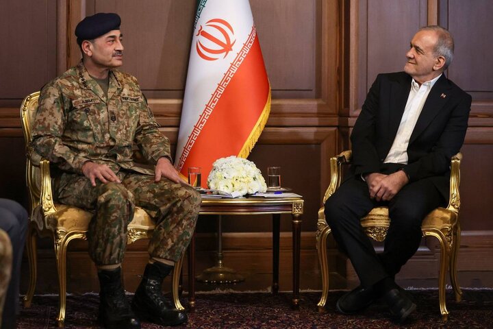 پزشکیان: مردم ایران به دلیل نقض تعهدات، به آمریکا اعتماد ندارند