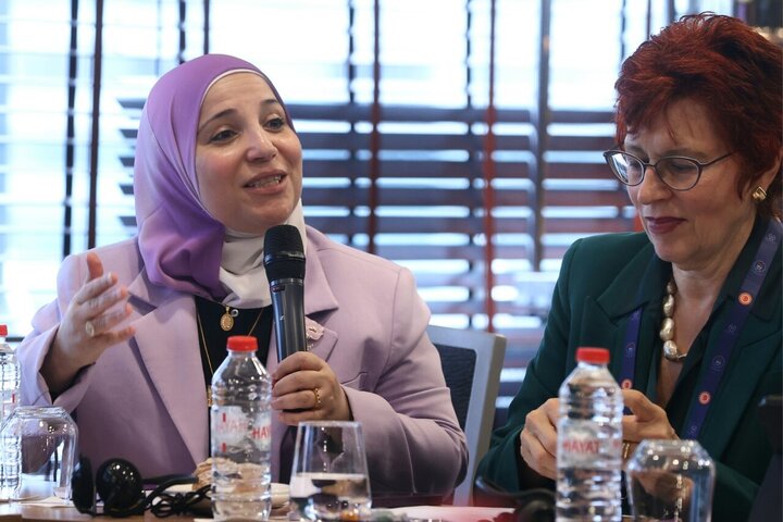 حضور رفیعی در سمپوزیوم سلامت و رفاه زنان، کودکان و نوجوانان در مواقع بحران