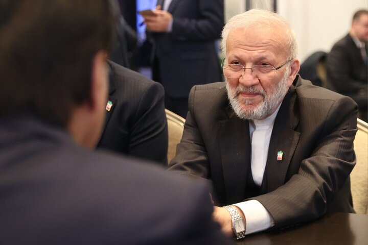دیدار متکی با رئیس مجلس نمایندگان پاکستان