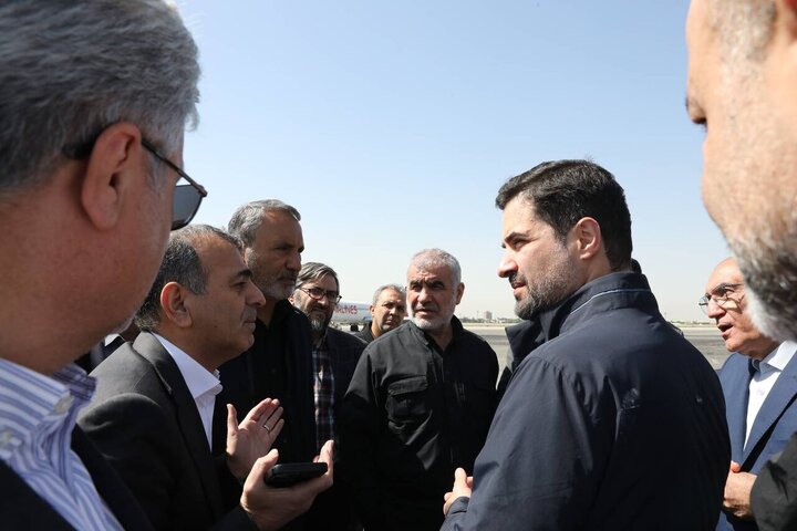 بازدید نایب رئیس مجلس و اعضای کمیسیون عمران از فرودگاه مهرآباد
