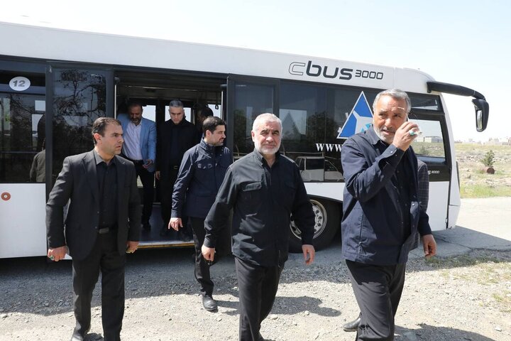بازدید نایب رئیس مجلس و اعضای کمیسیون عمران از فرودگاه مهرآباد