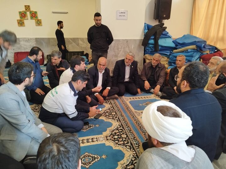 اعضای کمیسیون امورداخلی کشور در مجلس از ستاد بحران شهرداری تهران