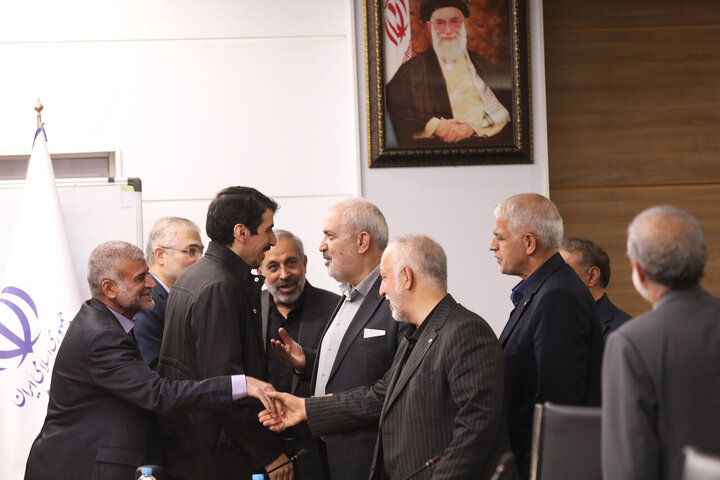 نشست مجمع نمایندگان استان تهران با وزیر نیرو