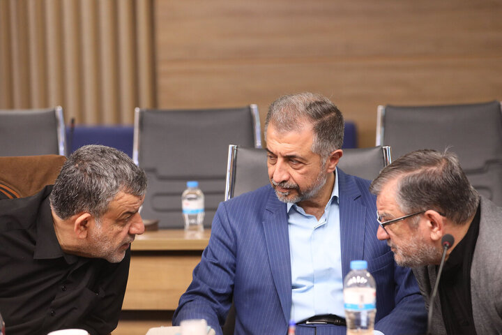 نشست مجمع نمایندگان استان تهران با وزیر نیرو