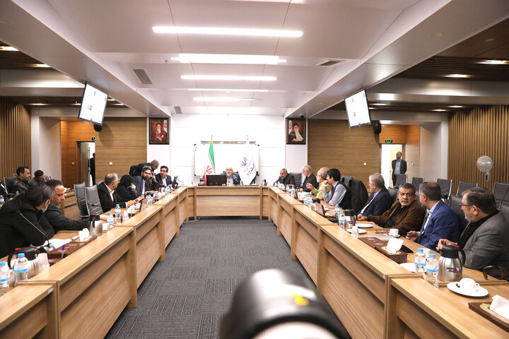 نشست مجمع نمایندگان استان تهران با وزیر نیرو