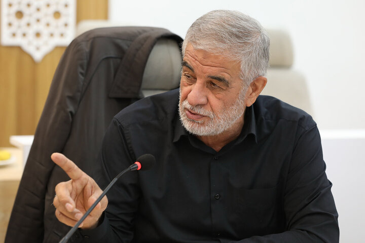 نشست اعضای هیات رئیسه و روسای کمیسیون های مجلس با وزیر کار