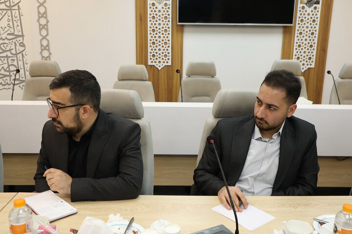 نشست اعضای هیات رئیسه و روسای کمیسیون های مجلس با وزیر کار
