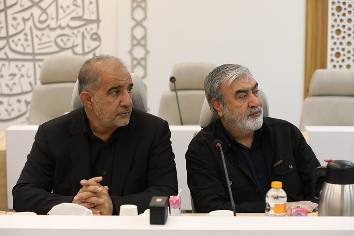 نشست مشترک اعضای هیات رئیسه و روسای کمیسیون های مجلس با وزیر نیرو