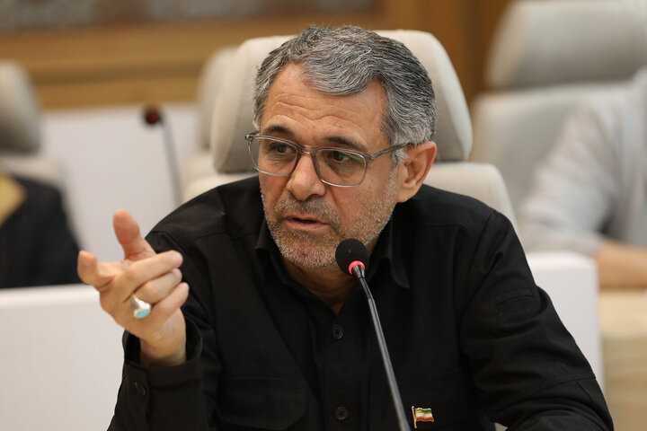 نشست مشترک اعضای هیات رئیسه و روسای کمیسیون های مجلس با وزیر نیرو