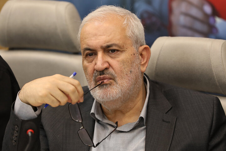 نشست مشترک اعضای هیات رئیسه و روسای کمیسیون های مجلس با وزیر نیرو