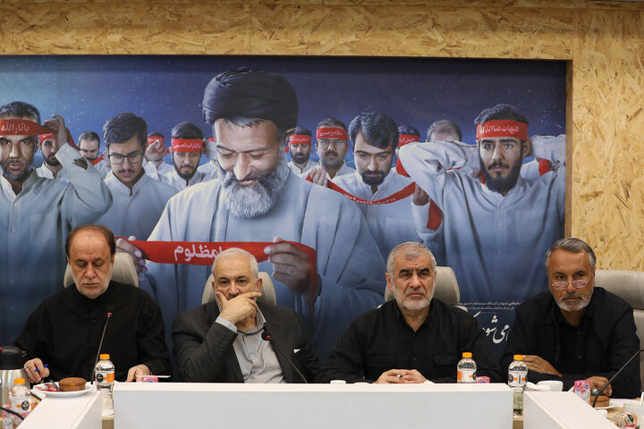 نشست مشترک اعضای هیات رئیسه و روسای کمیسیون های مجلس با وزیر نیرو