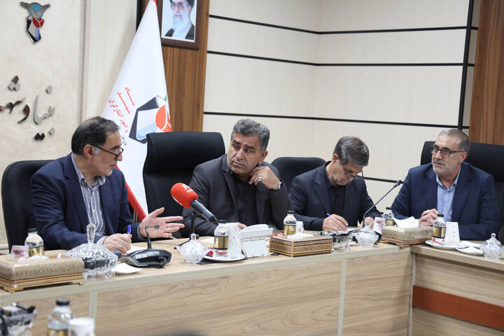 نشست اعضای کمیسیون اجتماعی مجلس با رئیس بنیاد شهید و امور ایثارگران