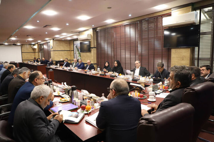 نشست اعضای کمیسیون اجتماعی با رئیس سازمان اداری و استخدامی