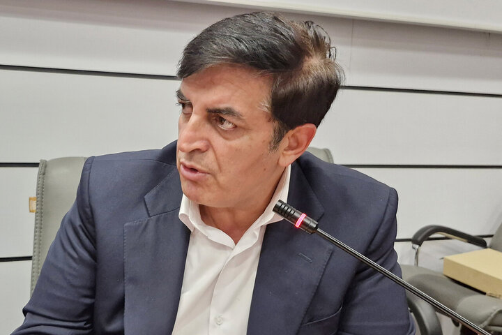 نشست هم‌اندیشی مسائل روز جامعه با حضور نایب‌رئیس مجلس