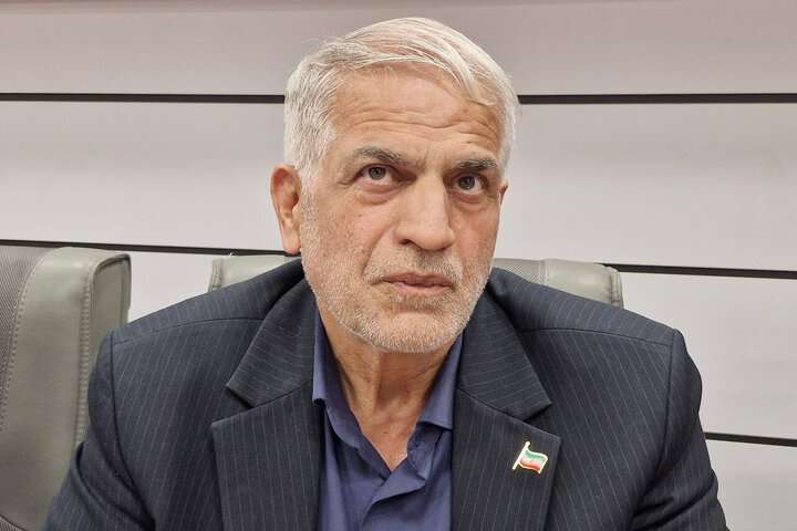 نشست هم‌اندیشی مسائل روز جامعه با حضور نایب‌رئیس مجلس