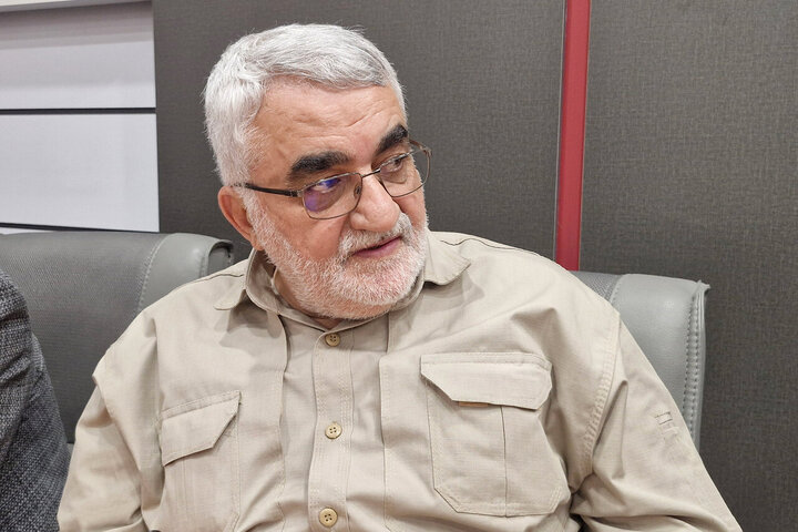نشست هم‌اندیشی مسائل روز جامعه با حضور نایب‌رئیس مجلس