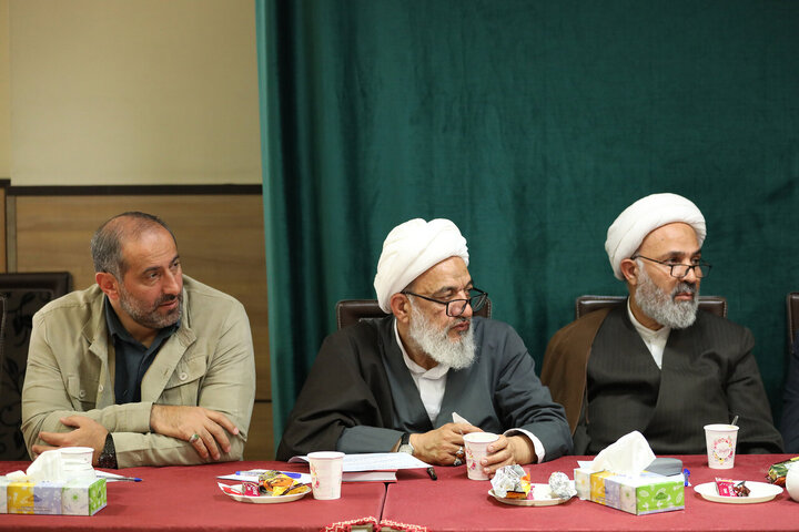 نشست مشترک هیات رئیسه و روسای کمیسیون های مجلس با رئیس بنیاد شهید و امور ایثارگران