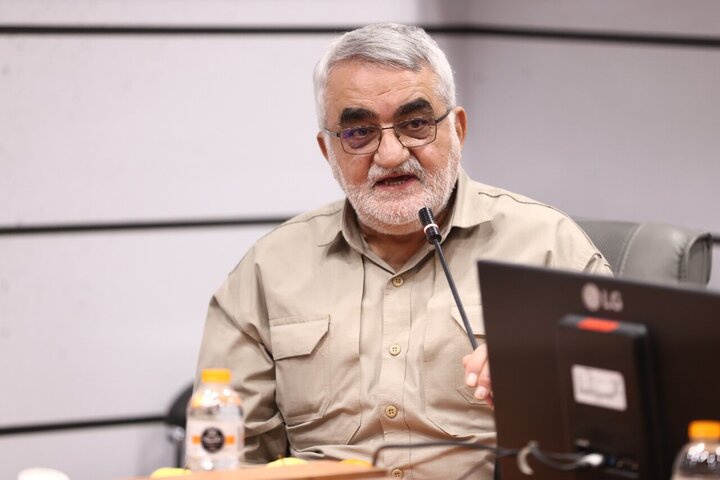 نشست هم‌اندیشی نمایندگان در اجرای سیاست‌های کلی نظام