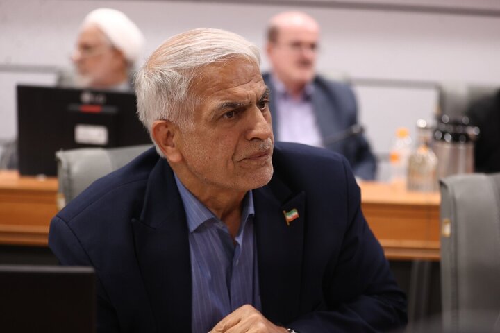 نشست هم‌اندیشی نمایندگان در اجرای سیاست‌های کلی نظام