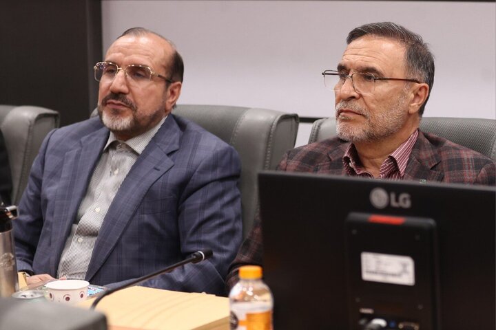 نشست هم‌اندیشی نمایندگان در اجرای سیاست‌های کلی نظام