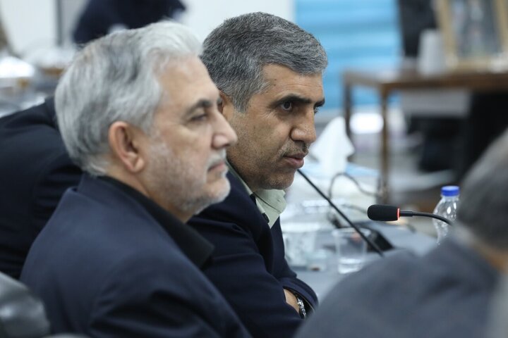نشست فراکسیون فرهنگیان مجلس با وزیر آموزش و پرورش