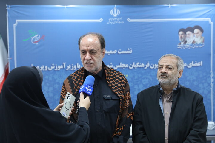 نشست فراکسیون فرهنگیان مجلس با وزیر آموزش و پرورش