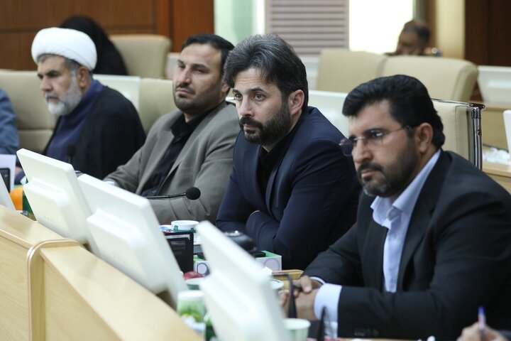 نشست کمیسیون اصل نود با وزیر بهداشت