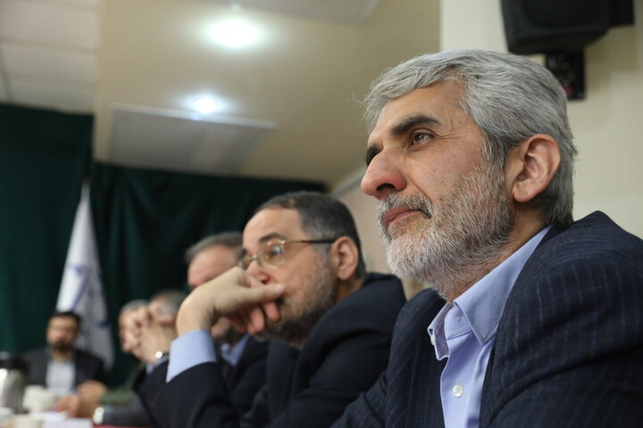 نشست هیئت رئیسه مجلس و اعضای کمیسیون آموزش با وزیر علوم