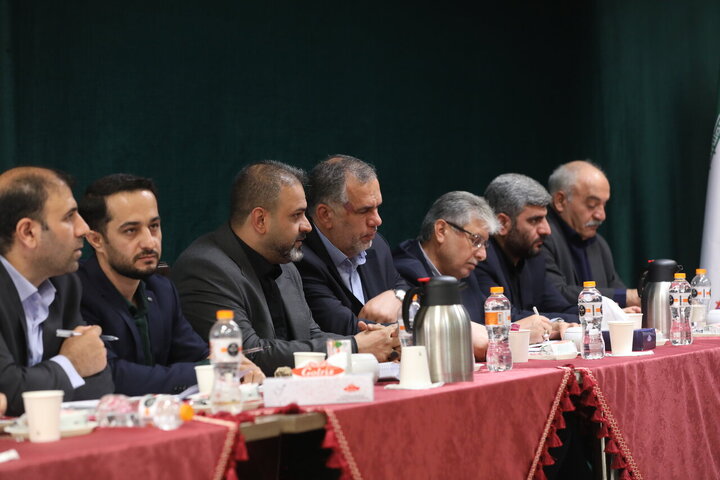 نشست هیئت رئیسه مجلس و اعضای کمیسیون آموزش با وزیر علوم