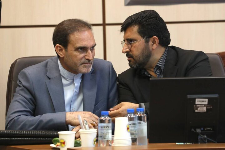 نشست کمیسیون اصل نود با وزیر نیرو