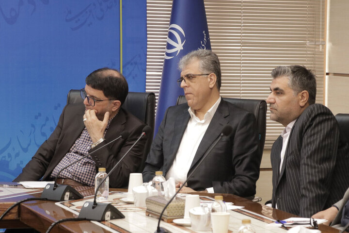 نشست کمیسیون انرژی مجلس با وزیر صمت