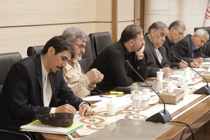 نشست کمیسیون انرژی مجلس با وزیر صمت