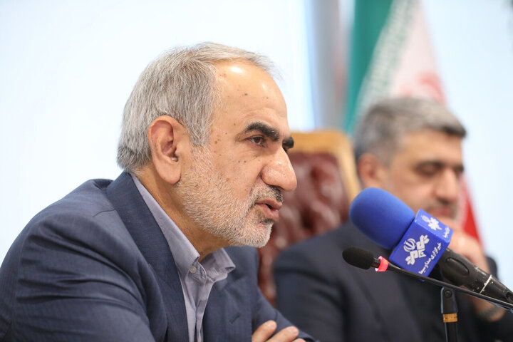 نشست کمیسیون ویژه جهش و رونق تولید با رئیس سازمان بورس و اوراق بهادار