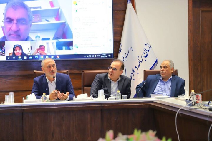 جلسه کمیسیون برنامه و بودجه و محاسبات با رئیس سازمان برنامه و بودجه