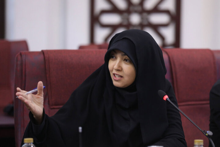 نشست کمیسیون صنایع مجلس با وزیر اقتصاد