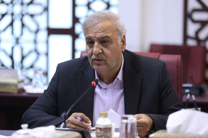 نشست کمیسیون صنایع مجلس با وزیر اقتصاد
