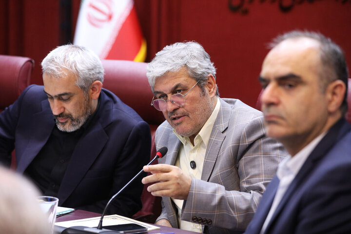 نشست کمیسیون برنامه و بودجه با وزیر امور اقتصادی و دارایی