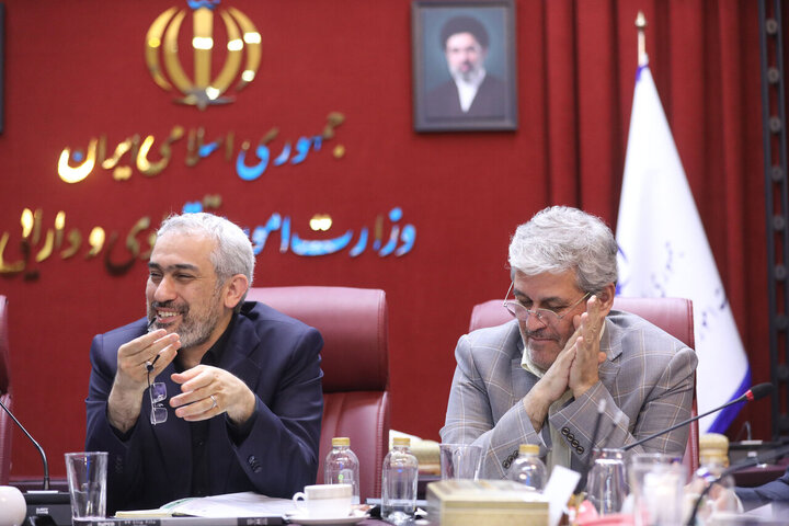 نشست کمیسیون برنامه و بودجه با وزیر امور اقتصادی و دارایی