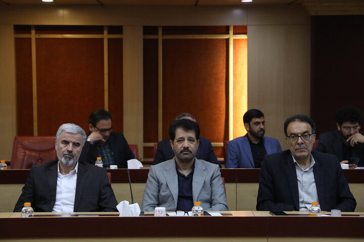 نشست مشترک فراکسیون فرهنگیان مجلس با وزیر علوم