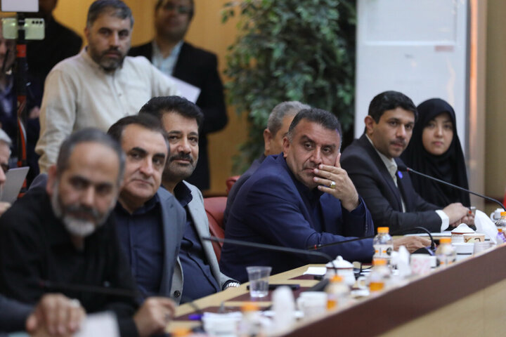 نشست مشترک فراکسیون فرهنگیان مجلس با وزیر علوم