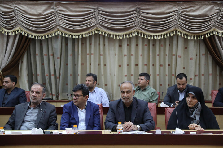 نشست مشترک فراکسیون فرهنگیان مجلس با وزیر علوم