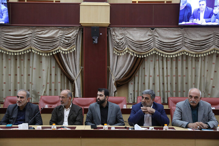 نشست مشترک فراکسیون فرهنگیان مجلس با وزیر علوم